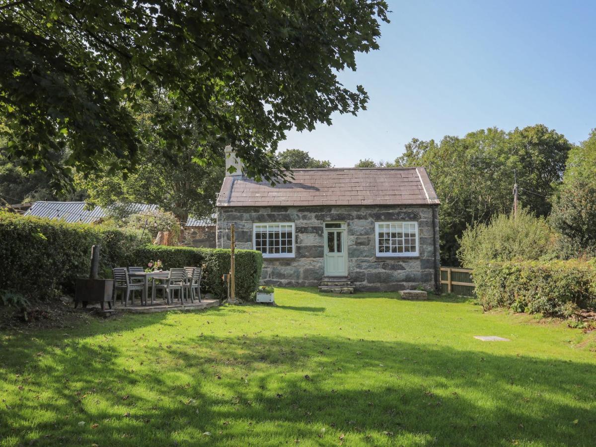 Bodfeurig Farm Cottage Bangor  Dış mekan fotoğraf