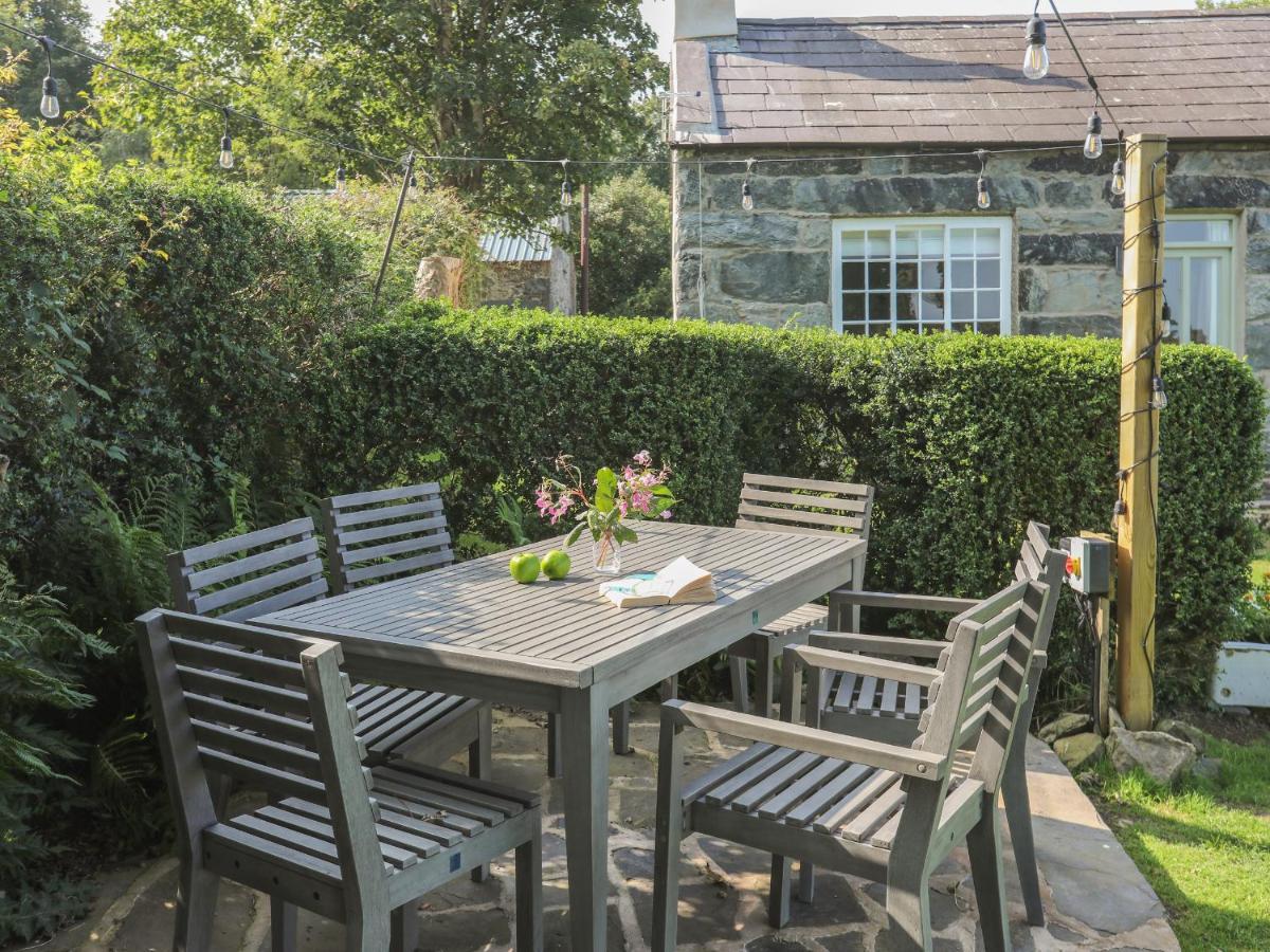 Bodfeurig Farm Cottage Bangor  Dış mekan fotoğraf